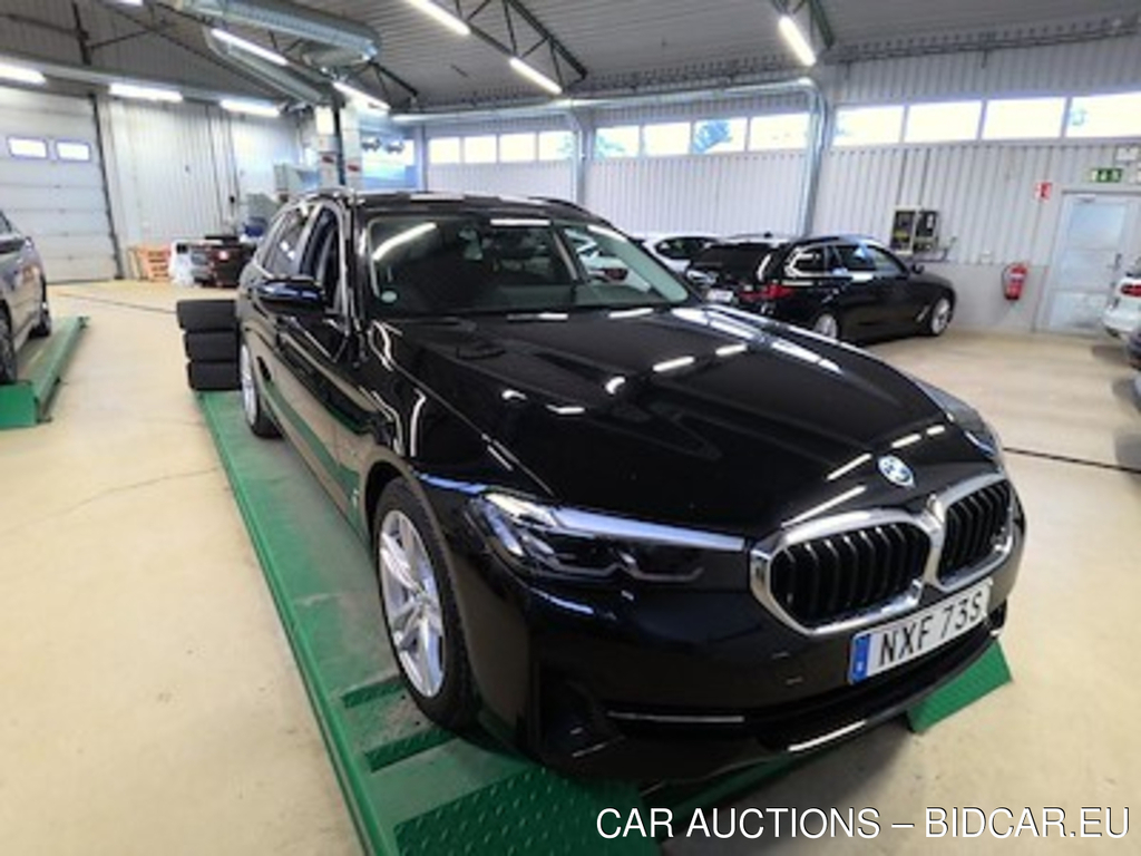 BMW 530e touring Drag Auto