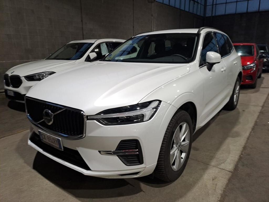 Volvo Xc60 2.0 B4 CORE AWD AUTO, 2022