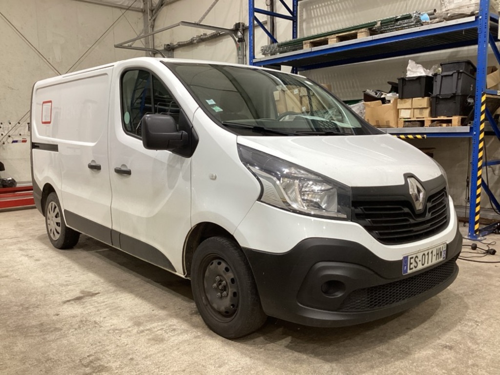 Renault Trafic fourgon L1H1 1000 KG DCI 120 E6 GRAND CONFORT, 2017