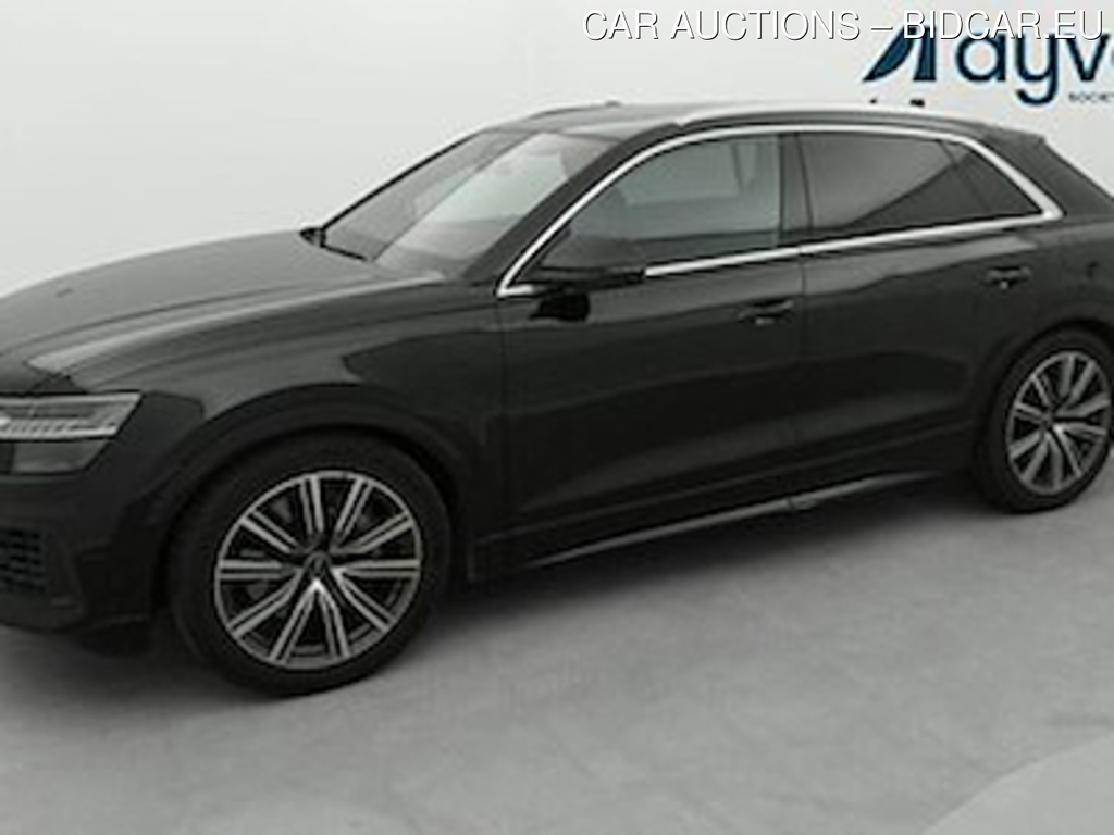 Audi Q8 55 tfsi-e quattro phev 340 CV Pack Desire + Advanced, Assitance Tour+City, Toit pano, Attelage