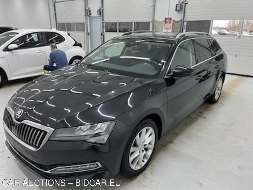 Skoda SUPERB 2,0 Tdi Adblue Dsg7 150 F Style Combi