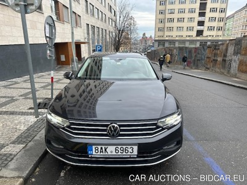 Volkswagen Passat 2.0 TDI 110kW BMT DSG Elegance Variant