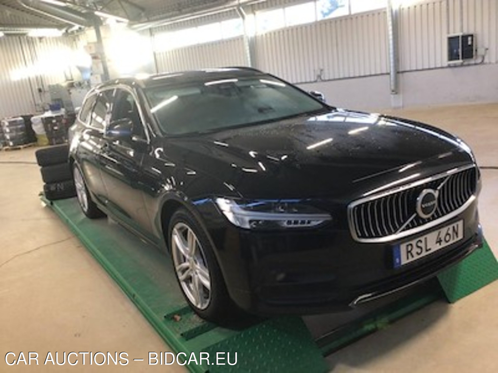 Volvo V90 B4 diesel awd Momentum Advanced Voc Drag Backkamera