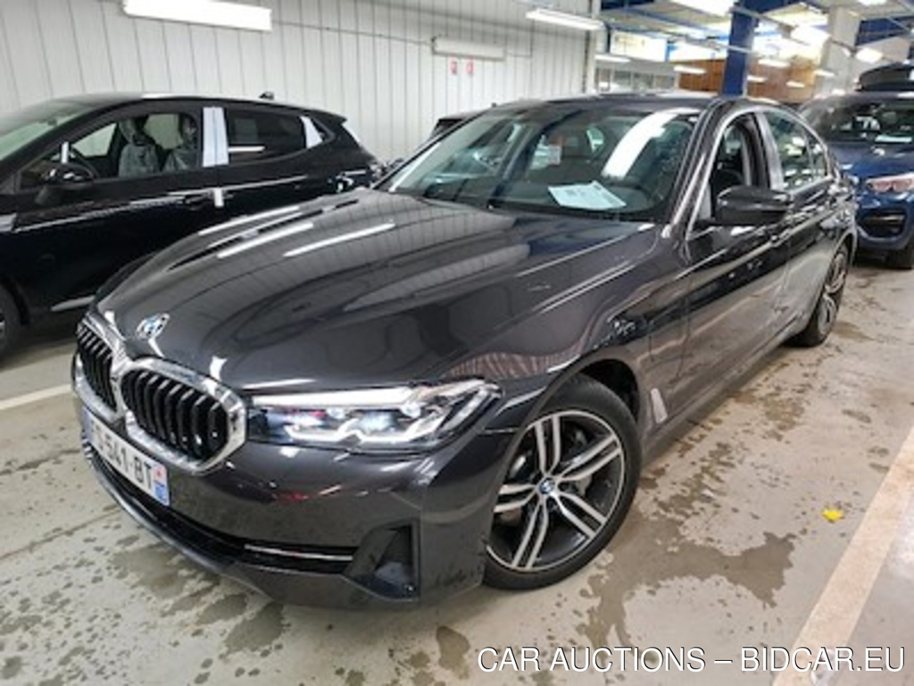 BMW Serie 5 Serie 5 530eA 252ch Business Design Euro6d-T 10CV