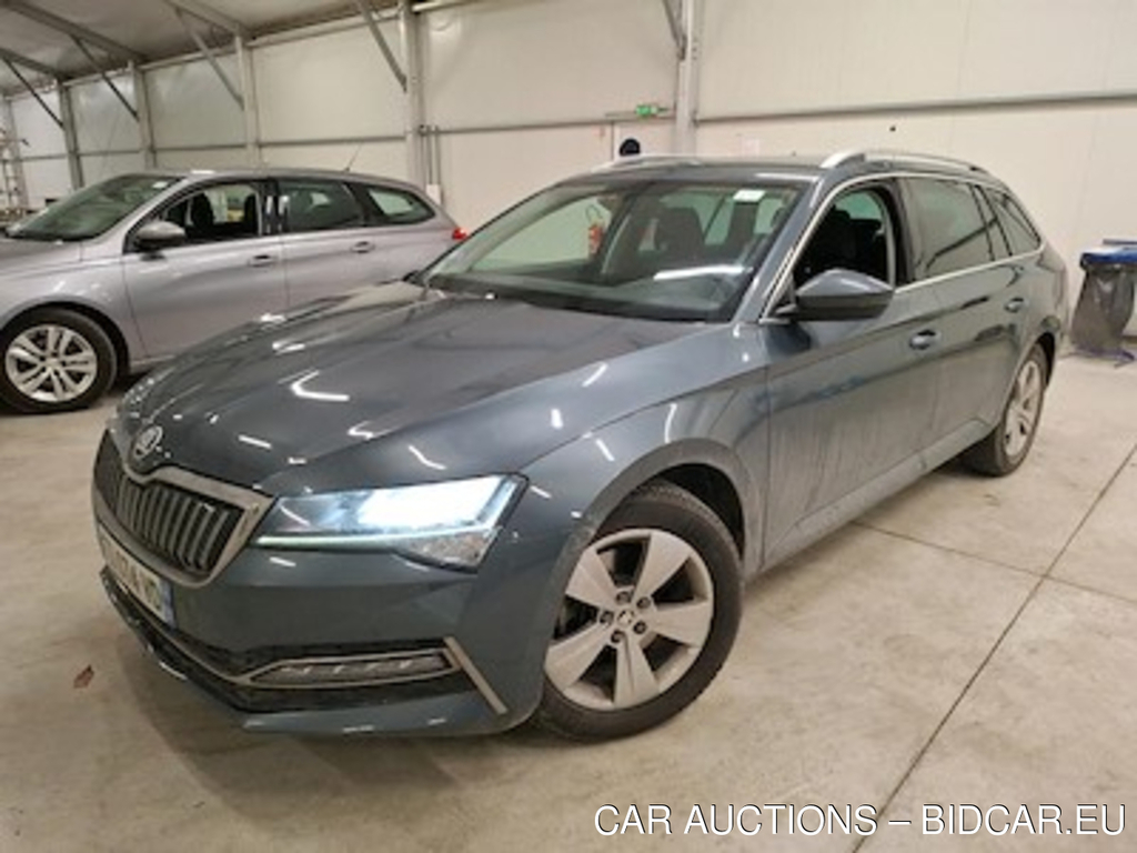 Skoda Superb combi Superb Combi 1.4 TSI PHEV 218ch Business DSG6