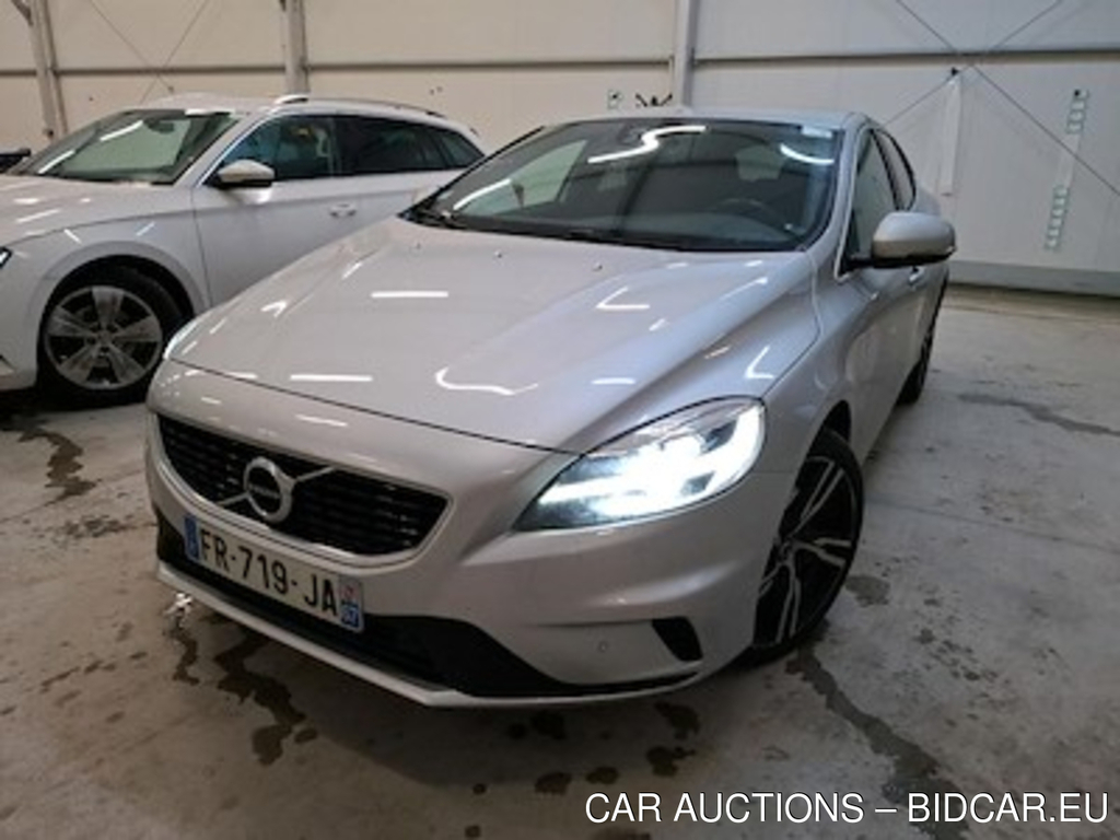 Volvo V40 V60 D3 150ch AdBlue R-Design Geartronic