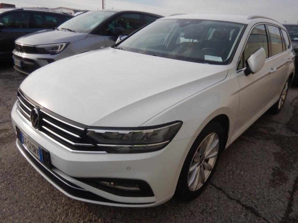 Volkswagen Passat VARIANT 2.0 TDI BUSINESS 150CV DSG, 2021