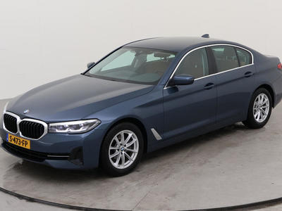 BMW 5-SERIE 520I BUSINESS EDITION PLUS SAFETY PARKING LEDER, 2023