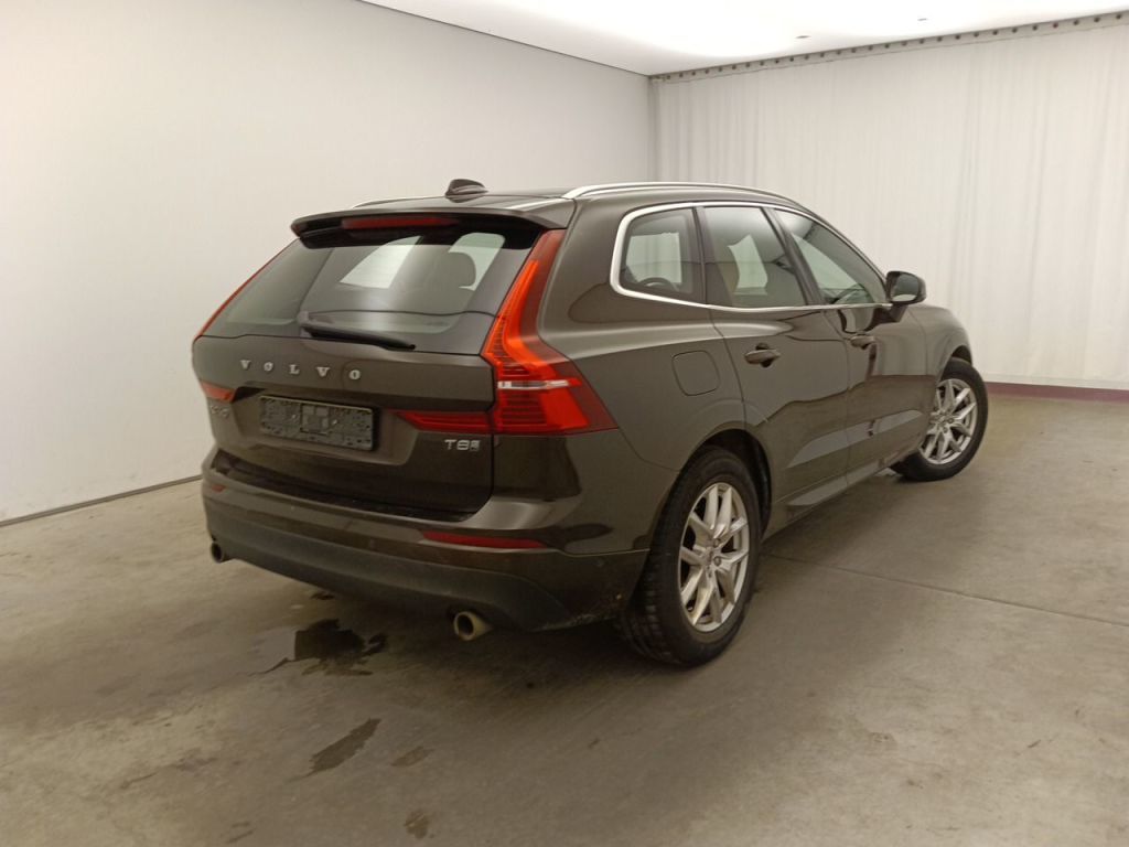 Volvo Xc60 - 2017 XC60 2.0 T8 TE AWD PHEV MOMENTUM PRO GEAR., 2019