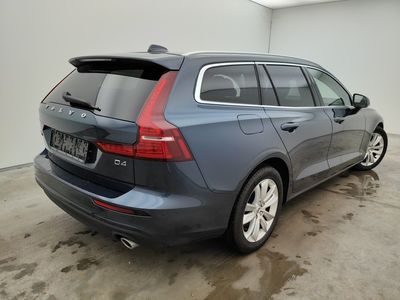 Volvo V60 diesel - 2018 V60 2.0 D4 MOMENTUM PRO, 2020