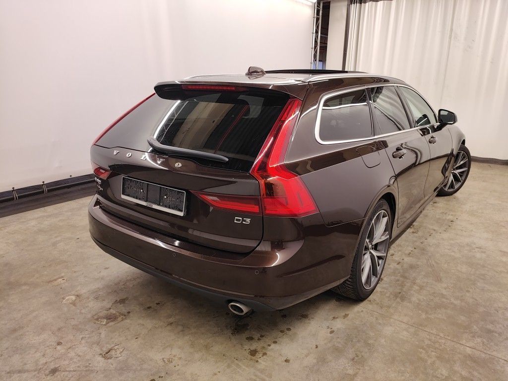 Volvo V90 diesel - 2020 V90 2.0 D3 MOMENTUM PRO ADBLUE, 2020