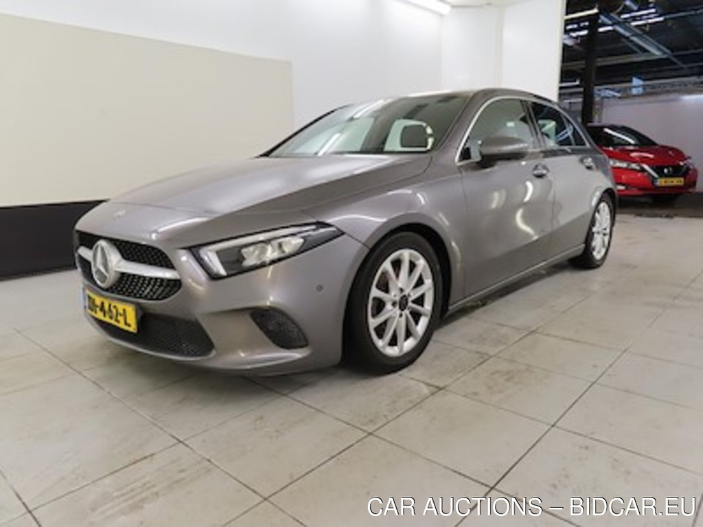 Mercedes-Benz A-klasse A 200 DCT Launch Edition 5d