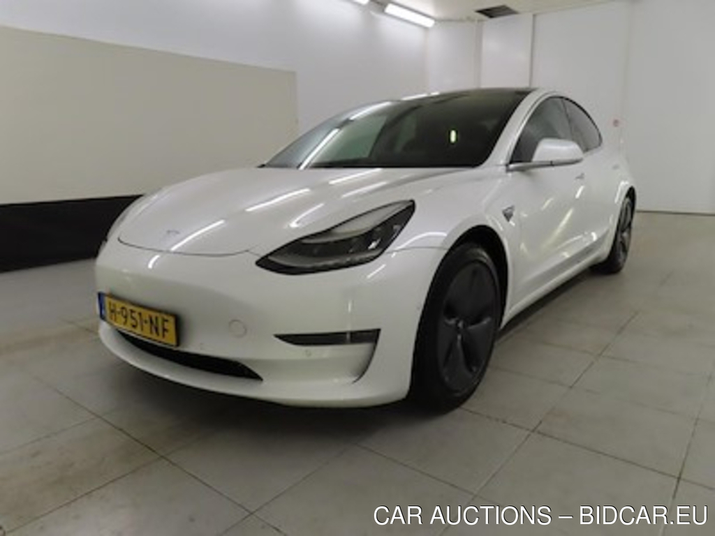 Tesla Model 3 Long Range Dual Motor AWD 4d