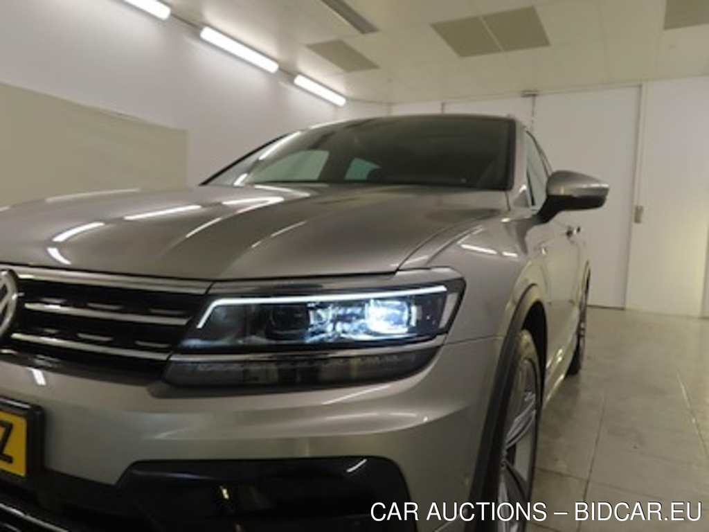 Volkswagen Tiguan 1.5 TSI ACT 110kW DSG Highline Bus. R 5d