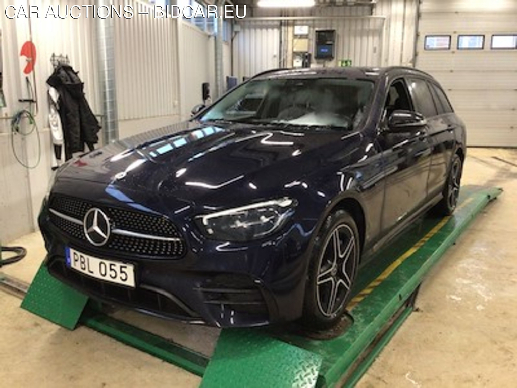 Mercedes-Benz E 300 DE T 4matic !INSPECTION FAILED! Amg-Line Drag Navi ACC Backkamera