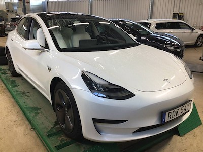 Tesla Model 3 standard range rwd Pano skinn nav p-varmare