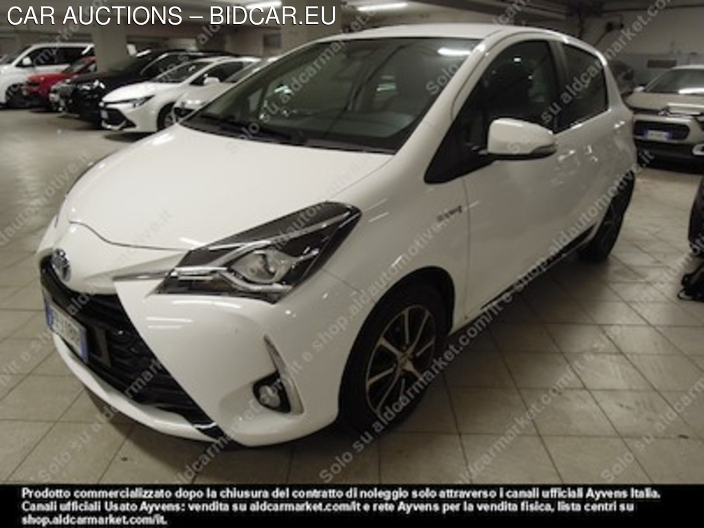 Toyota yaris 1.5 hybrid active hatchback -