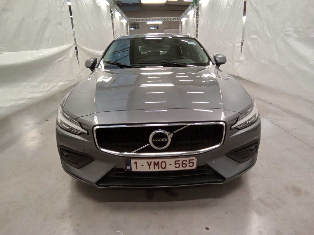 Volvo V60 diesel - 2018 V60 2.0 D3 MOMENTUM PRO GEARTRONIC, 2020