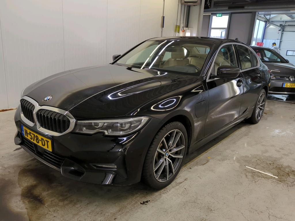 BMW 330 eA 215kW, 2020