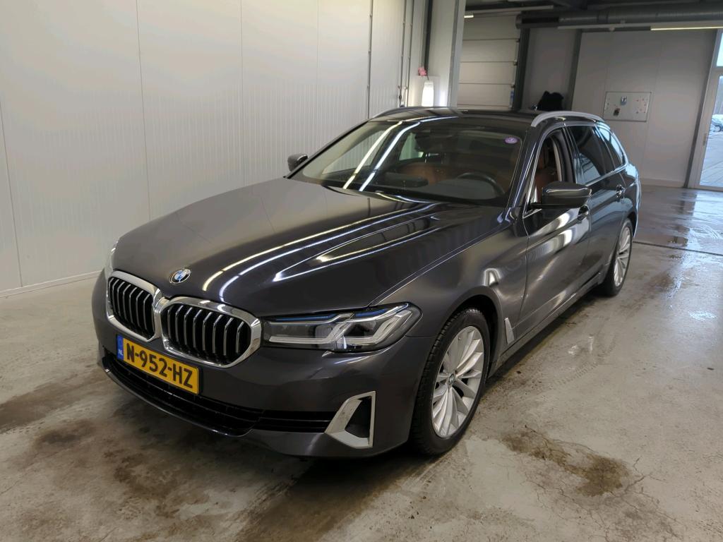 BMW 520 iA 135kW touring, 2021