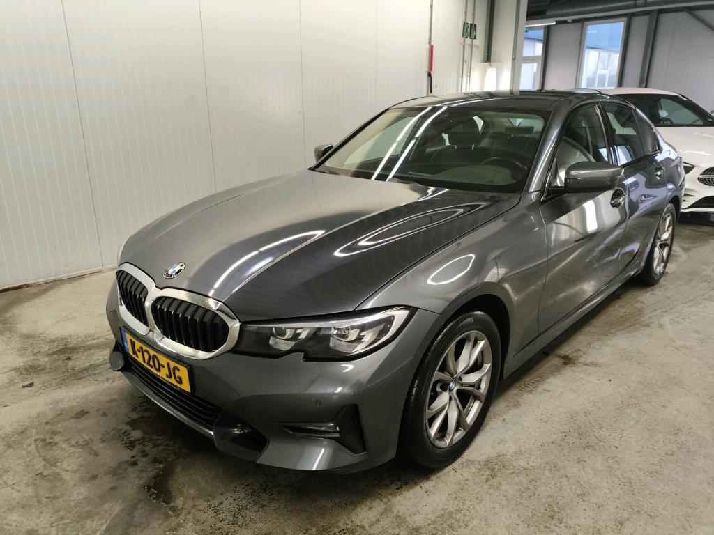 BMW 318 iA 115kW Corporate Executive sedan, 2021