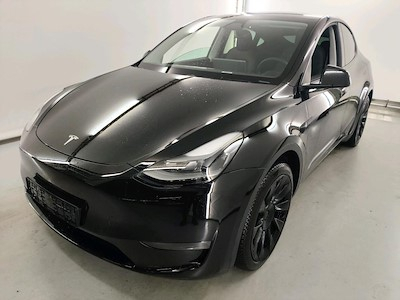 Tesla Model Y BEV LONG RANGE AUTO 4WD Tow