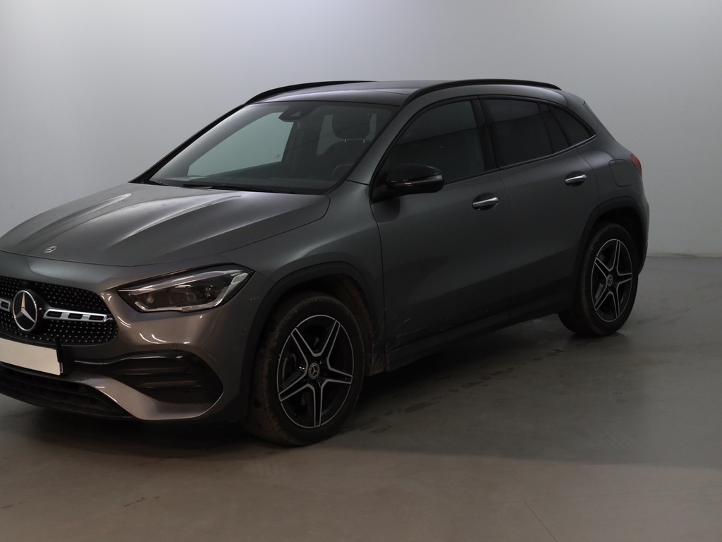 Mercedes-Benz Gla 250 E 8G-DCT AMG LINE, 2023