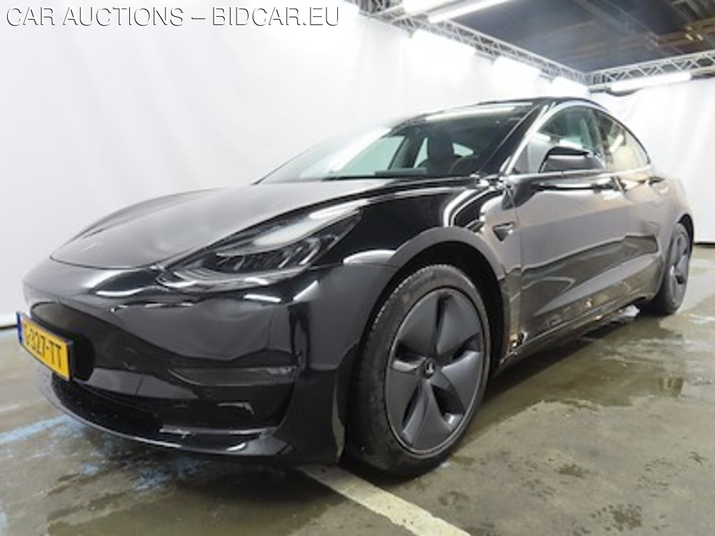 Tesla Model 3 Long Range Dual Motor AWD 4d