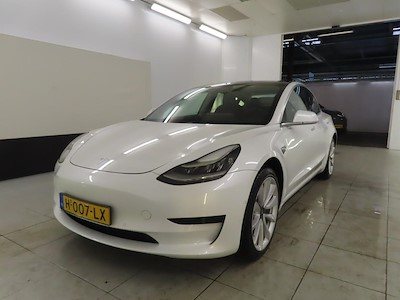 Tesla Model 3 Standard Range Plus RWD 4d