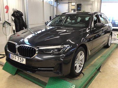 BMW 530e xdrive touring Active Protection Drag Navi Backkamera