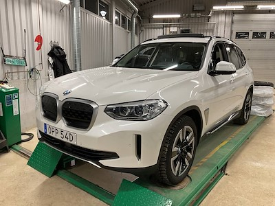 BMW Ix3 Charged Drag Skinn ACC Backkamera