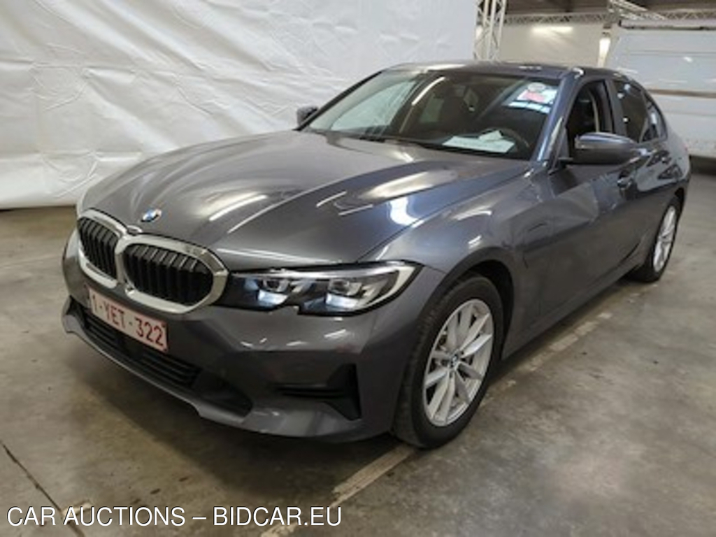 BMW 3 - 2019 330eA PHEV Business Plus