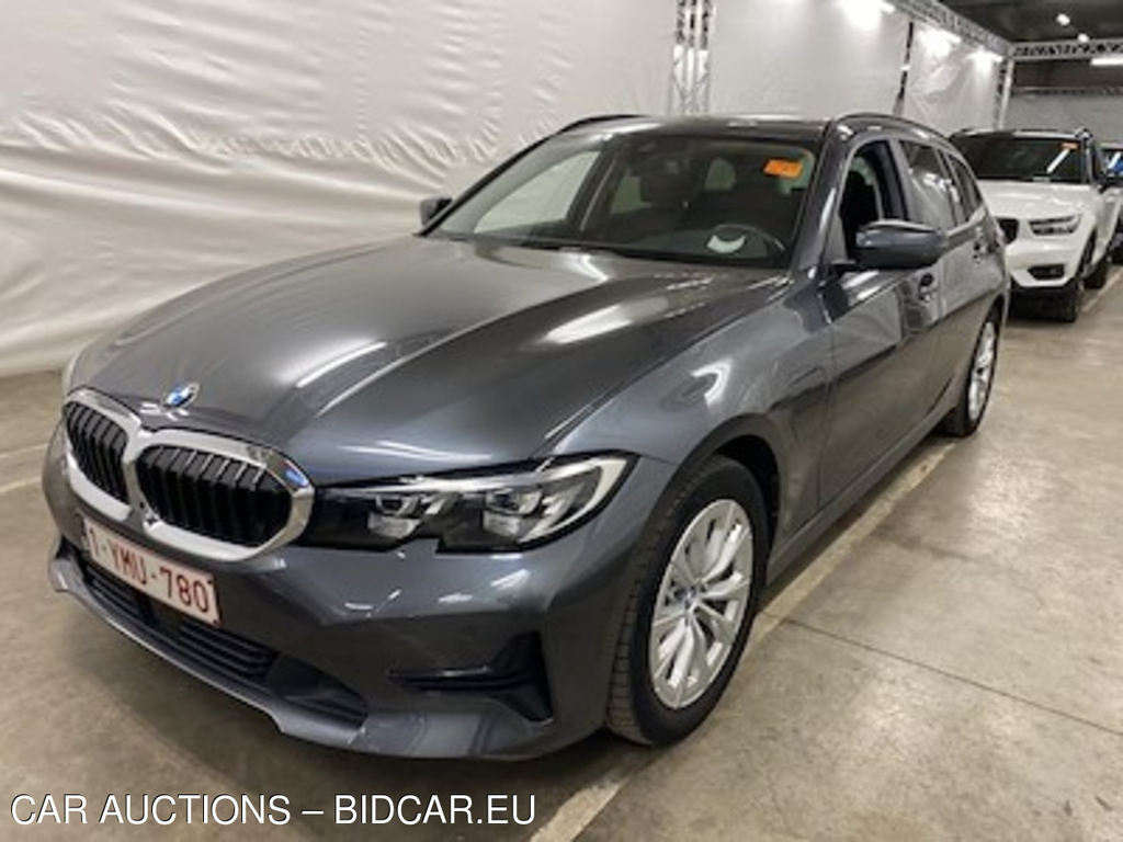 BMW 3 touring - 2019 330eA PHEV Model Advantage Business Plus Travel