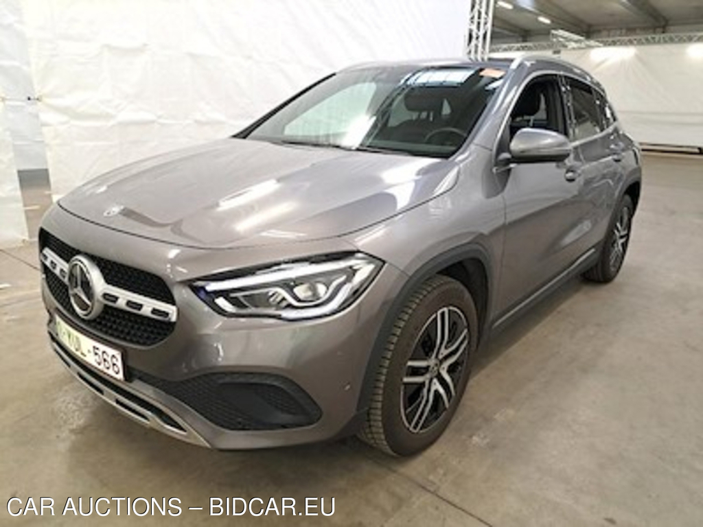 Mercedes-Benz Gla - klasse 1.3 GLA 180 DCT BUSINESS SOLUTION Business Solution Luxury