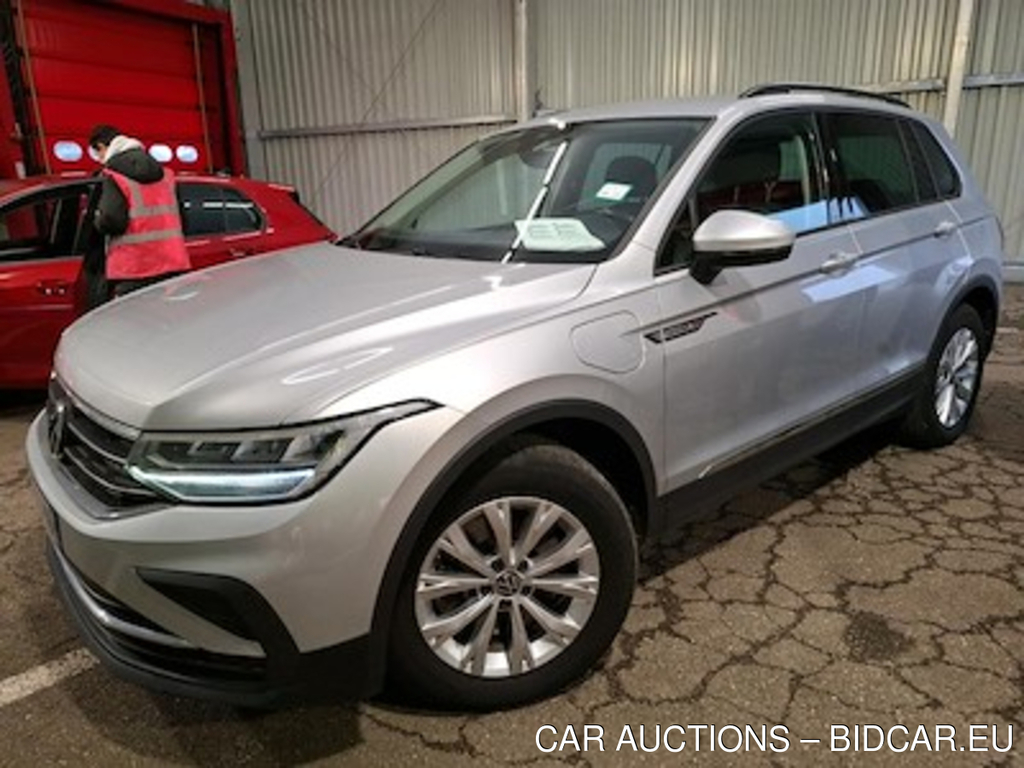 Volkswagen TIGUAN Tiguan 1.4 eHybrid 245ch Life Business DSG6