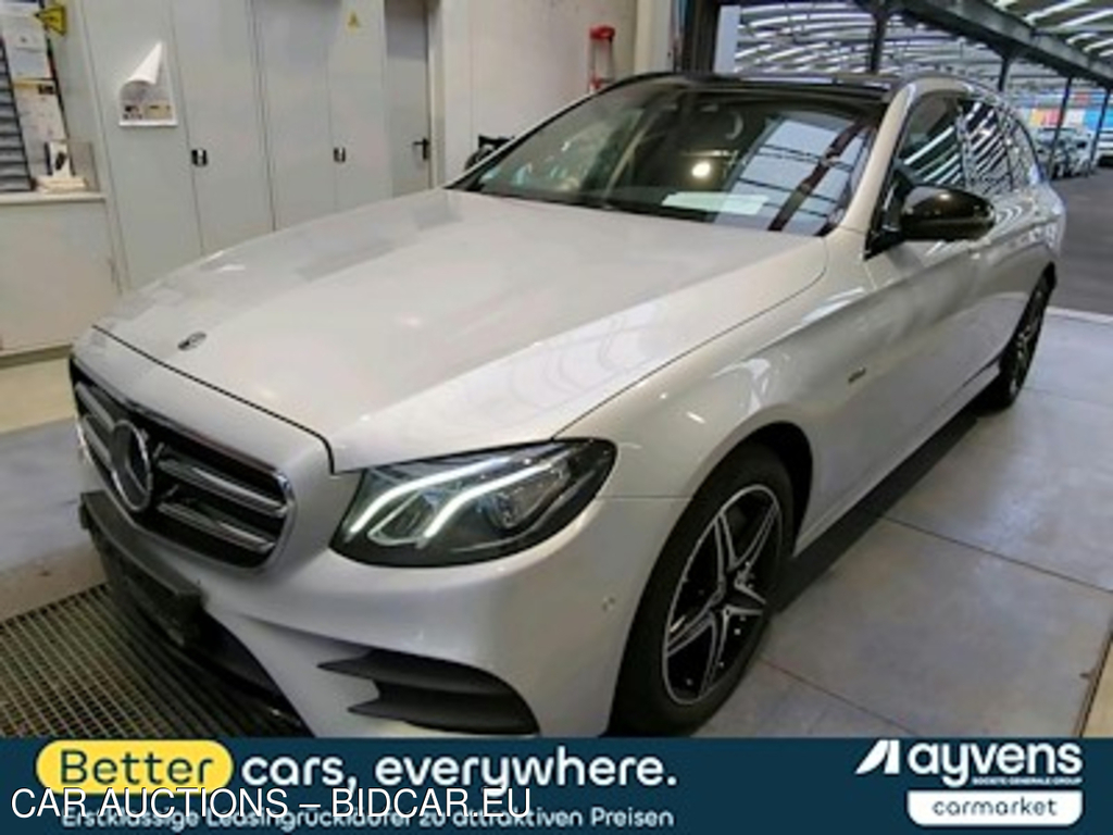 Mercedes-Benz E 300 DE T 9g-t MERCEDES E 300 de T 9G-TRONIC AMG Line