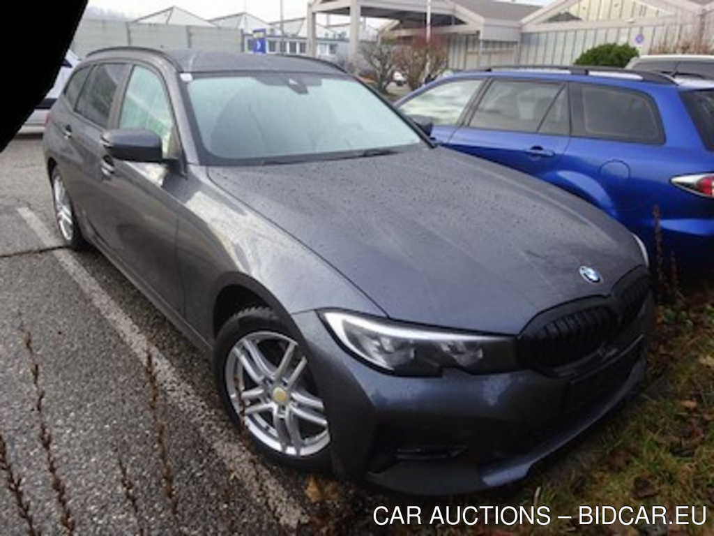 BMW series 3 2.0 320D XDRIVE A TOURING ADVANTAGE