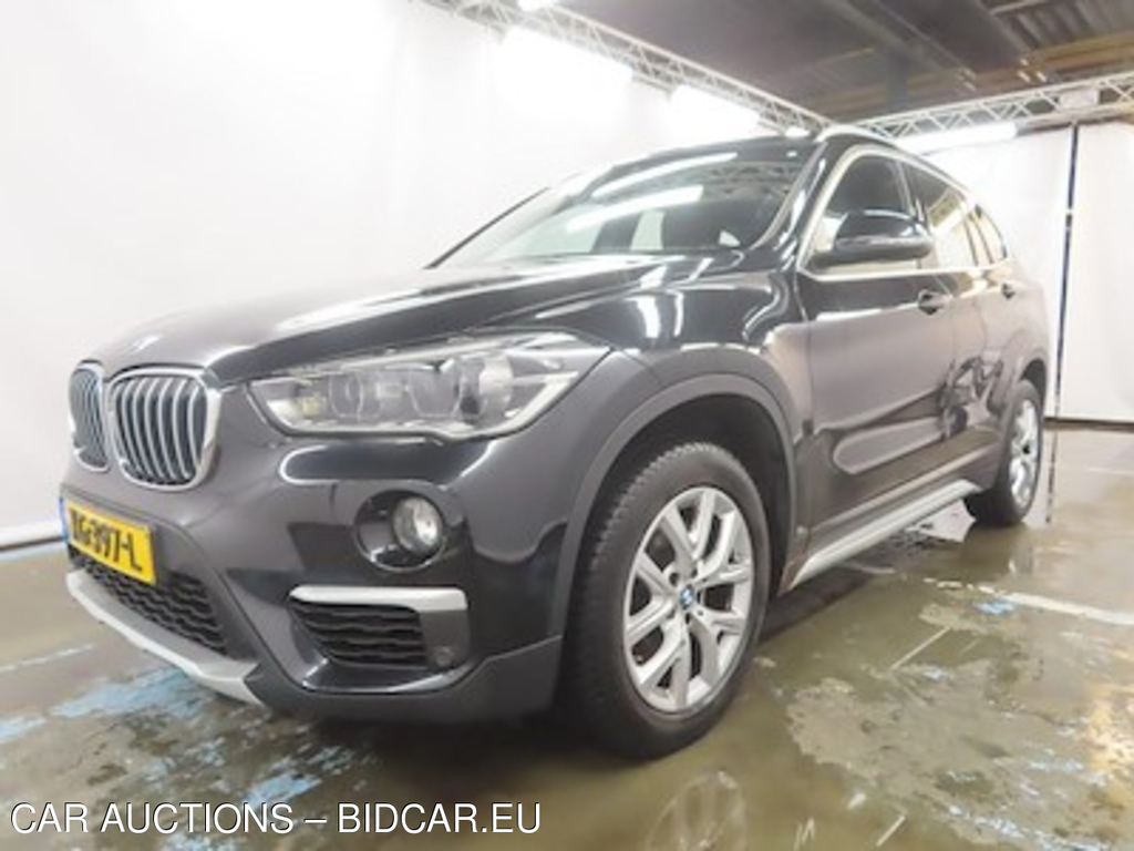 BMW X1 sDrive20iA Orange Edition II 5d