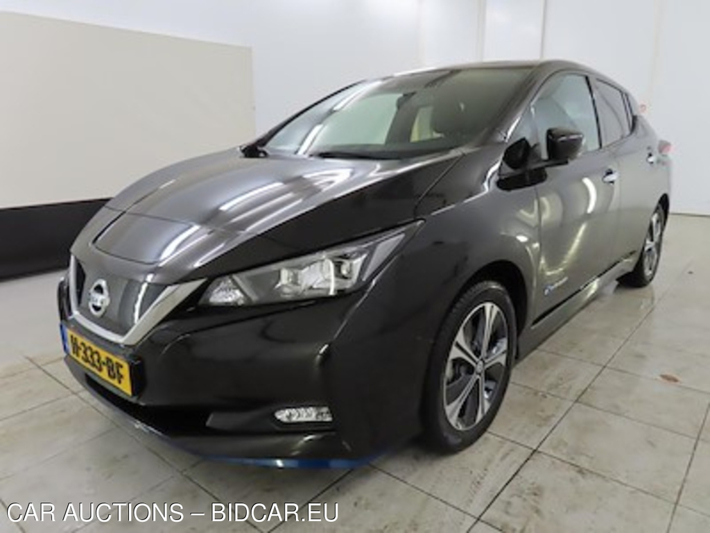 Nissan Leaf ActieAuto e+ 62kWh 5d TEKNA