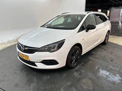 Opel Astra sports tourer 1.2 turbo 81kW Design &amp; Tech