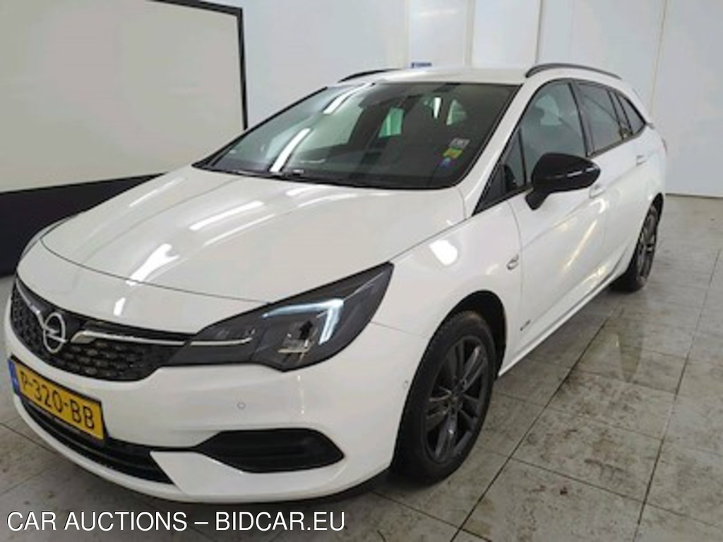 Opel Astra sports tourer 1.2 turbo 81kW Design &amp; Tech