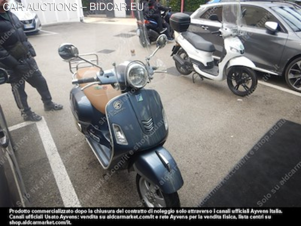 Piaggio vespa gts 300 abs euro -