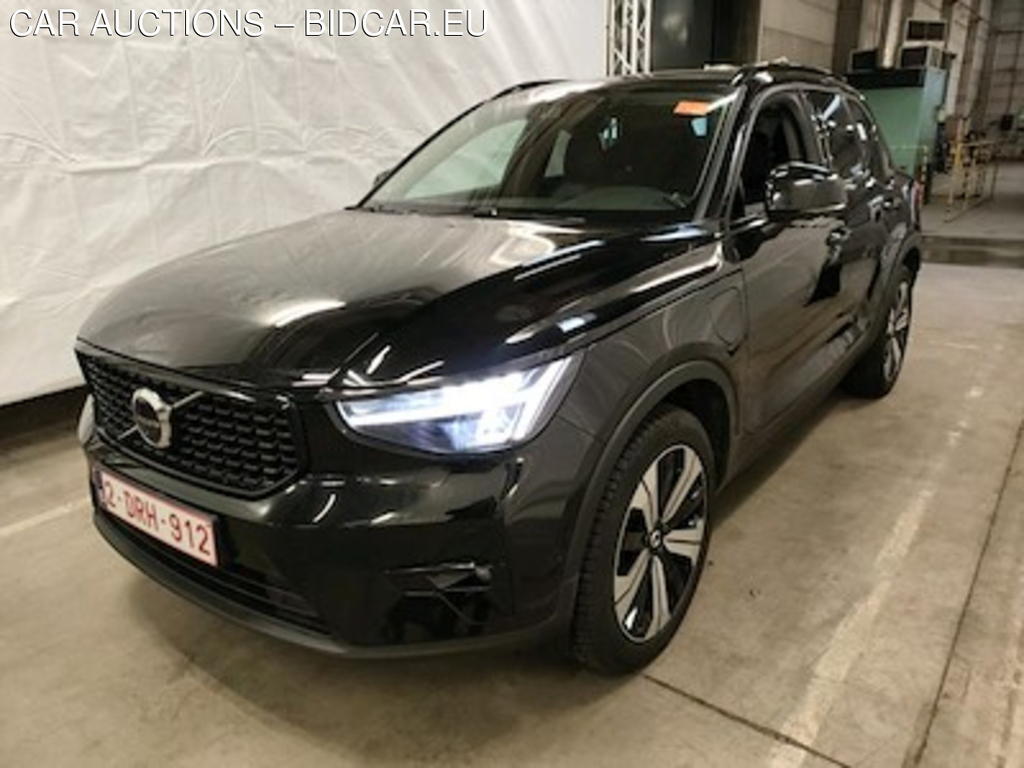 Volvo XC40 1.5 T5 PHEV ULTIMATE DARK DESIGN DCT 360Au00b0 Park Assist Camera + Park Assist