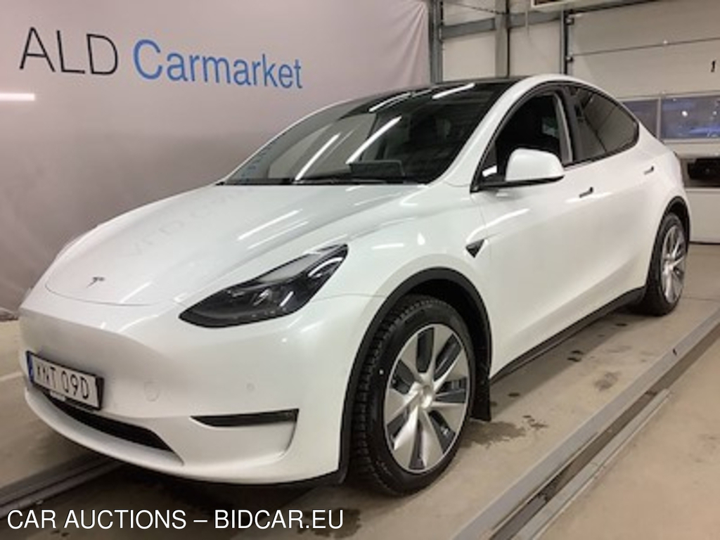 Tesla Model Y Long Range Awd