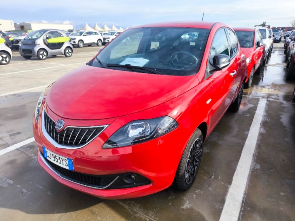 Lancia Ypsilon 1.0 FIREFLY HYBRID GOLD S&amp;S 70CV, 2022