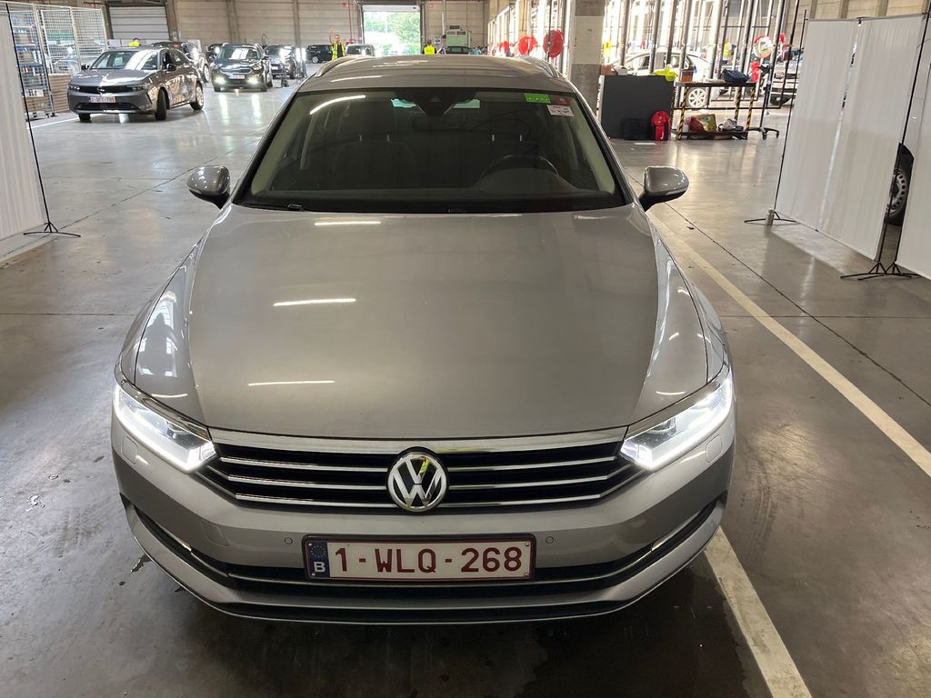 Volkswagen Passat variant diesel - 2015 PASSAT SW 1.6 TDI COMFORTLINE BUS. DSG (EU6.2), 2019