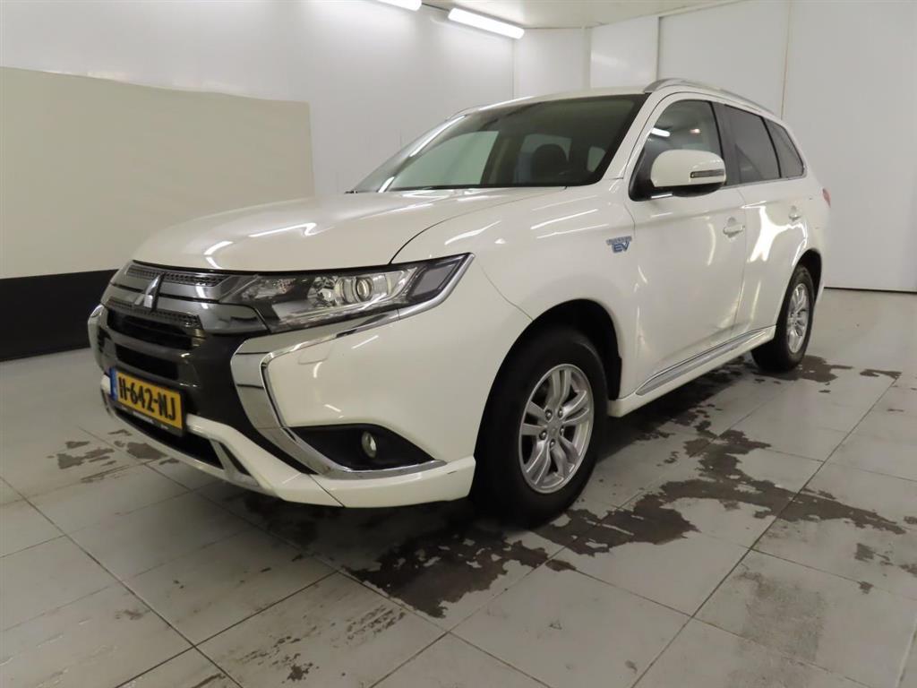 Mitsubishi Outlander 2.4 PHEV PURE, 2020