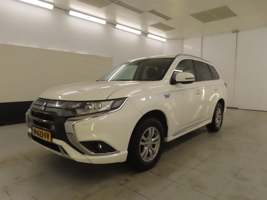 Mitsubishi Outlander 2.4 PHEV PURE, 2020