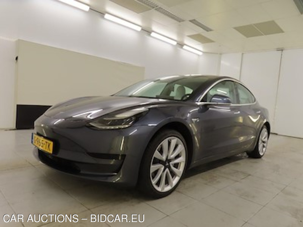 Tesla Model 3 Standard Range Plus RWD 4d