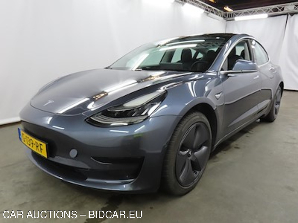 Tesla Model 3 Standard Range Plus RWD 4d